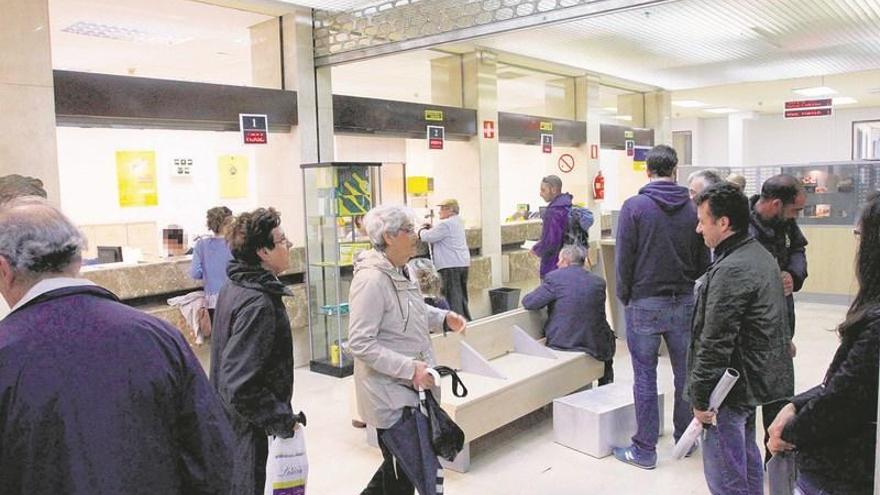 Las peticiones de voto por correo suben casi un 10% hasta superar las 7.000