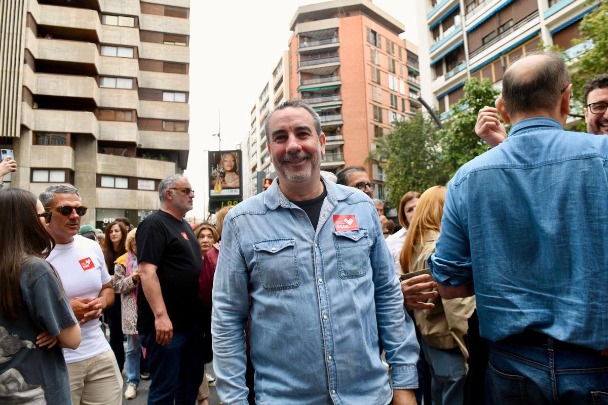 Todas las imágenes de la Manifestación por el Día del Trabajador en Murcia 2026