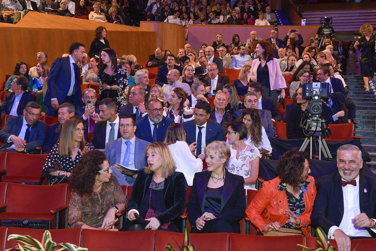 Entrega de Honores y Distinciones del Cabildo de Gran Canaria en su 110 aniversario