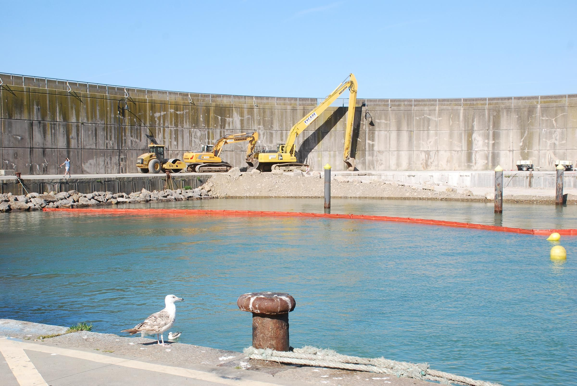 Obras en el puerto de Lastres