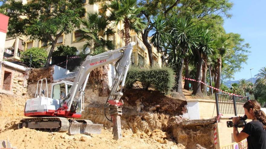 Obras en la calle Serenata.