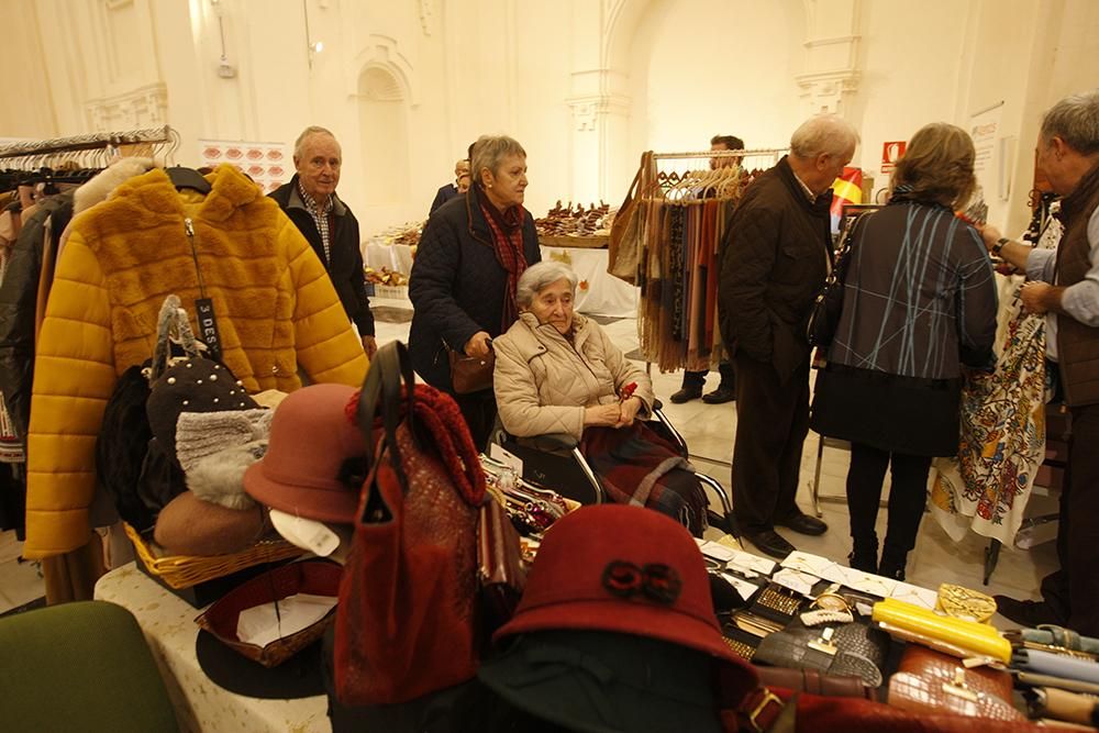 Mercadillo solidario de la Asociación San Rafael de Alzheimer