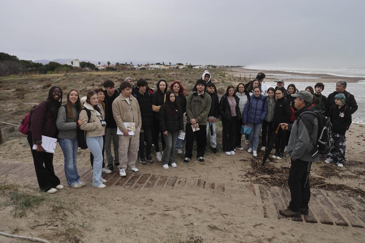 Una de las salidas realizadas a la playa para reconocer la zona.