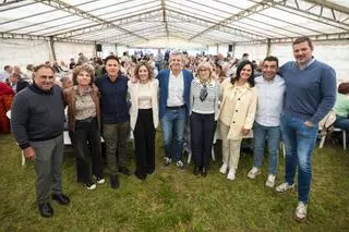 Alfonso Rueda arranca en Cuntis las carrera de las municipales: "Hay que ir a por todas,  sin medias tintas"