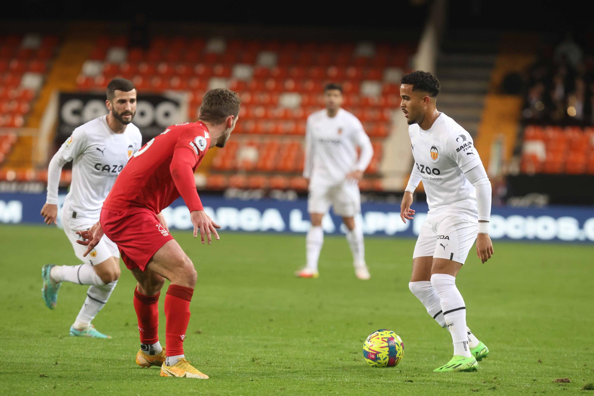 Valencia CF - Nottingham Forest en imágenes