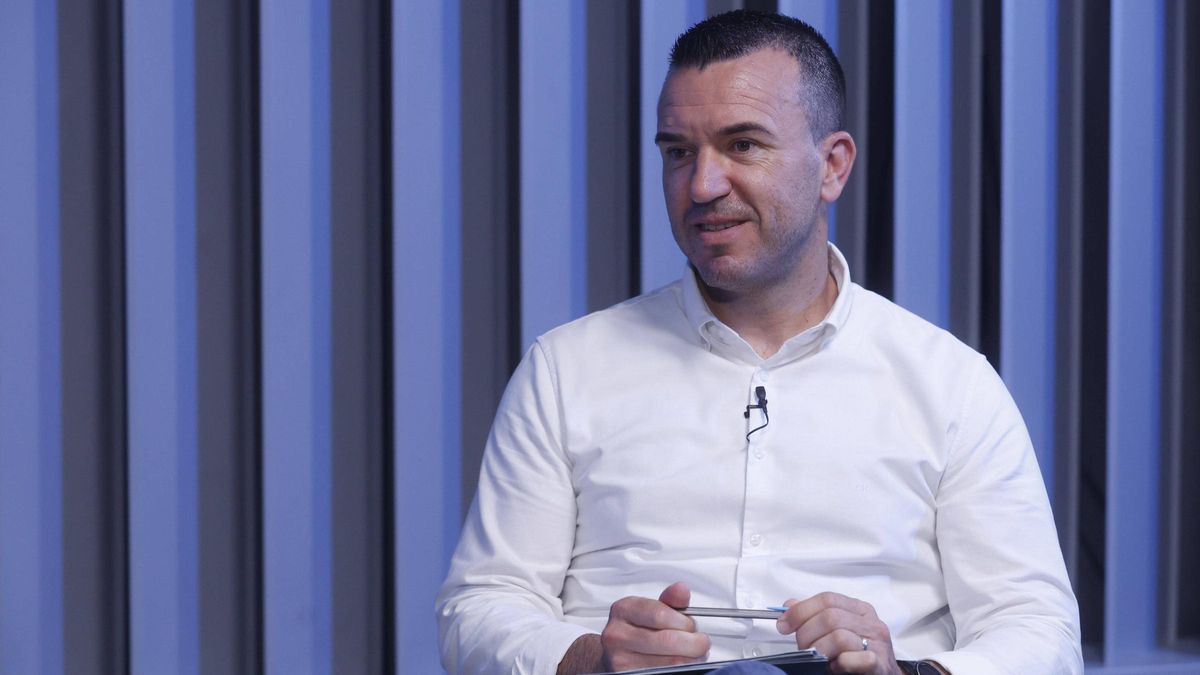 El presidente de la Diputación de Valencia, Vicent Mompó, durante la entrevista enmarcada en el ciclo «El agua primero. Voces».