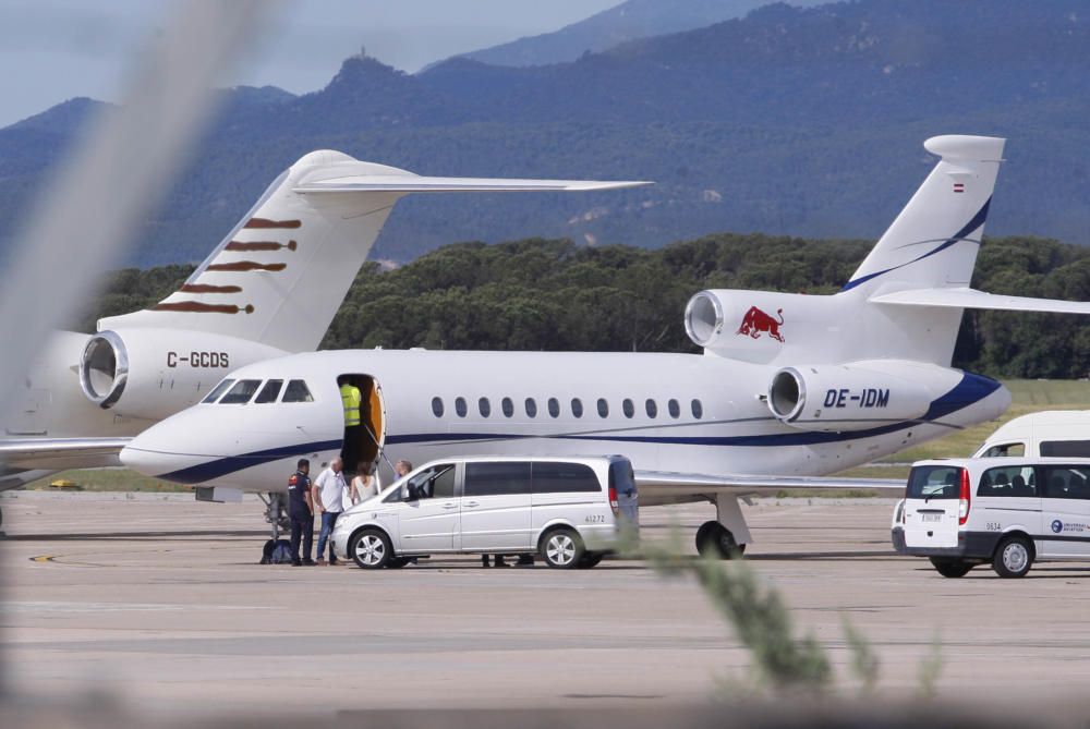 El propietari de Red Bull aterra a l'aeroport de Girona