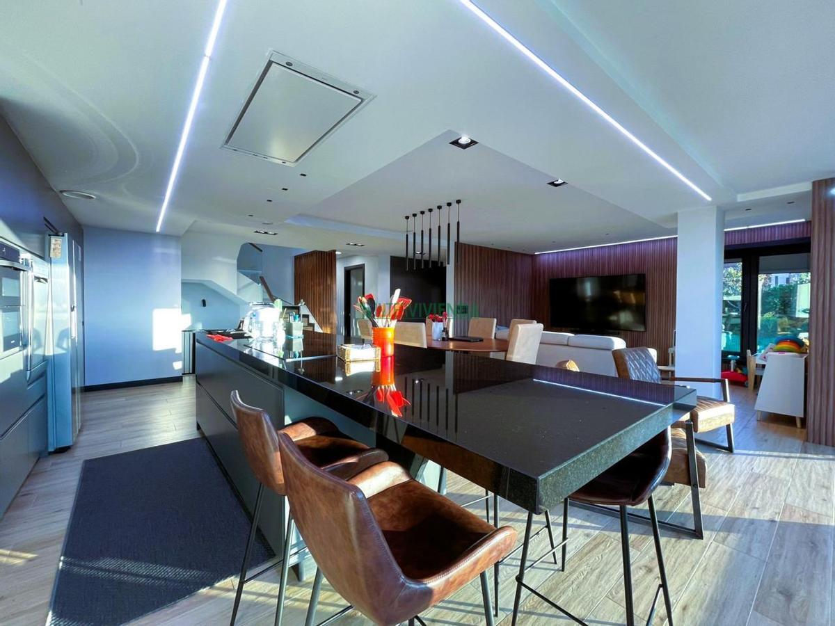 Recorremos en imágenes esta casa de portada, atalaya de la ría de Vigo