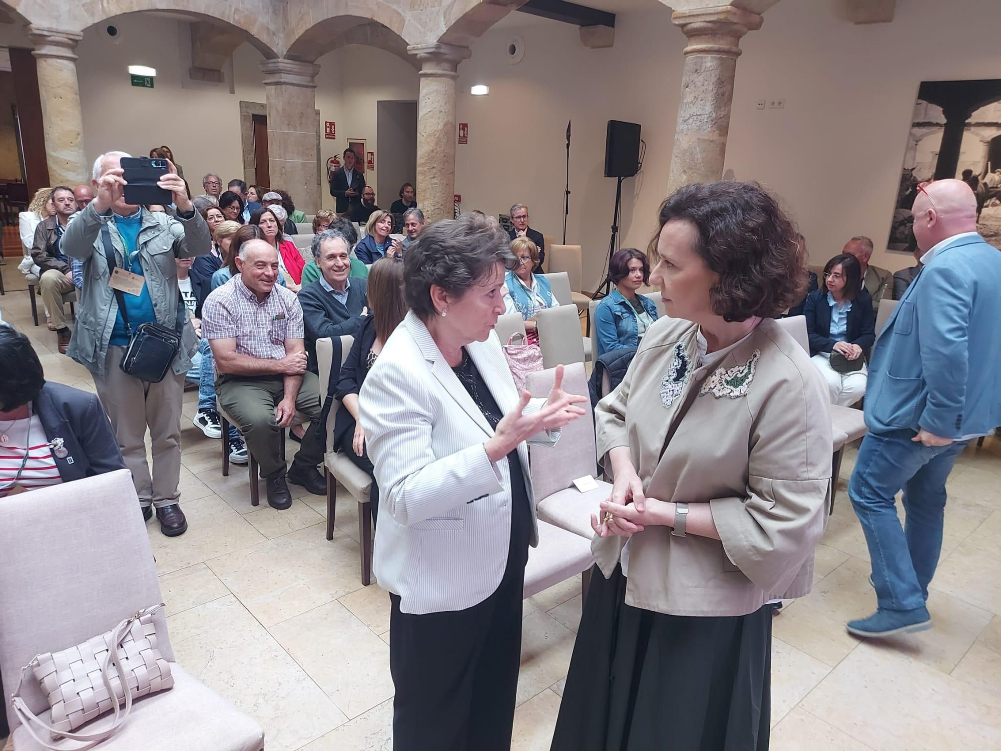 En imágenes: Así fue el XIV Encuentro de Pueblos Ejemplares, que se celebró en Tineo