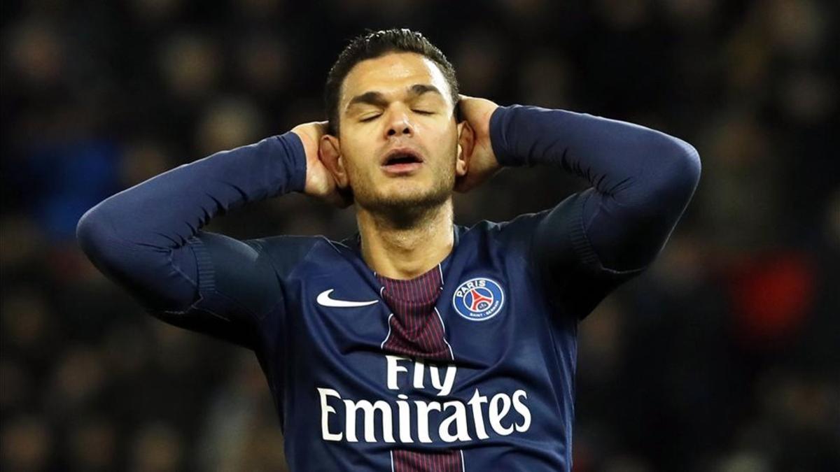 Ben Arfa en un partido con el PSG