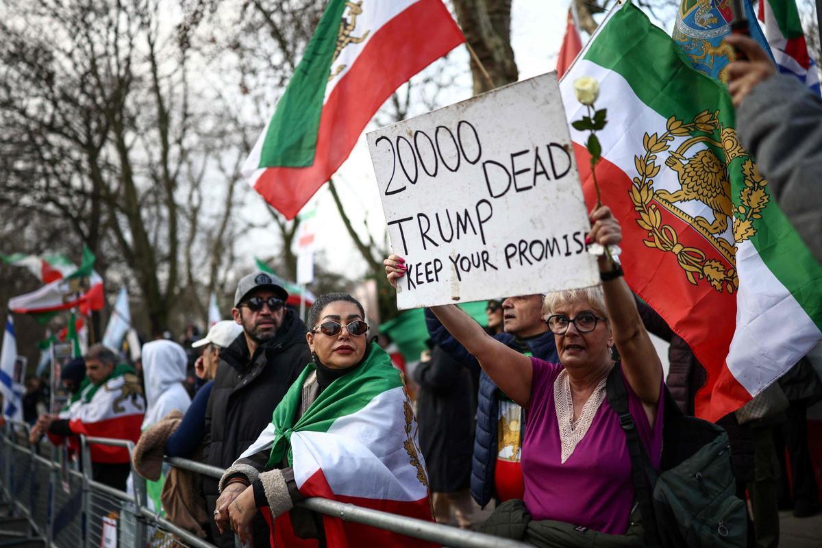 Manifestación en Londres contra la represión de Irán durante las protestas