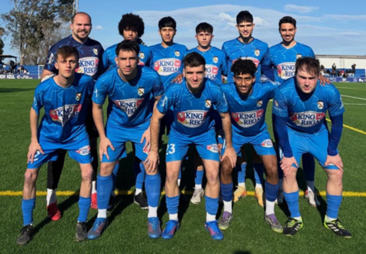 Un once titular de la UD Oliva en la presente temporada