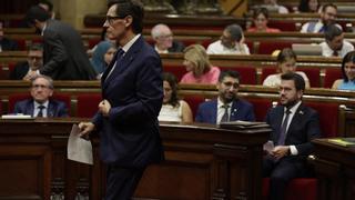 PSC y 'comuns' reprochan a Pere Aragonès que cierre el paso a una mayoría alternativa
