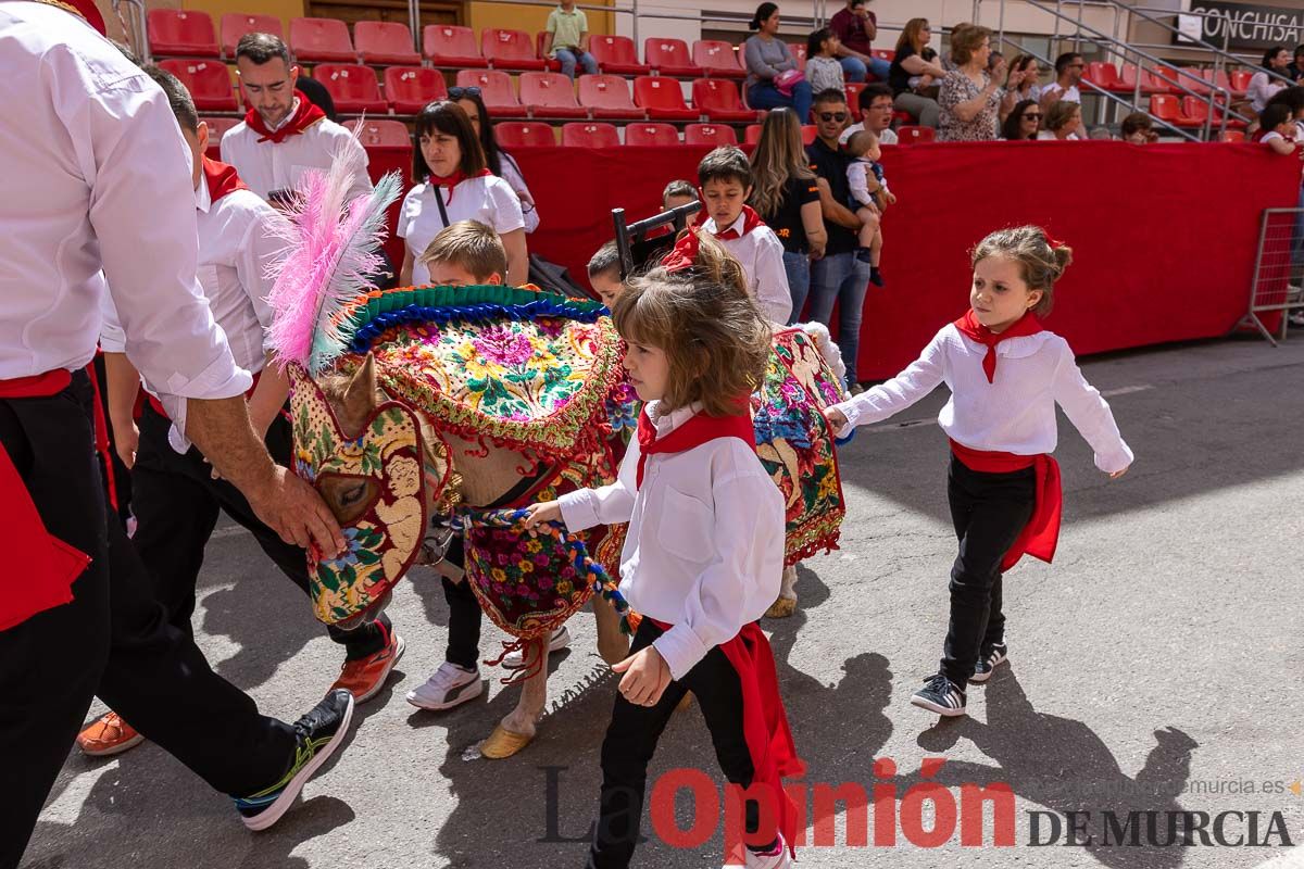 Desfile infantil del Bando de los Caballos del Vino