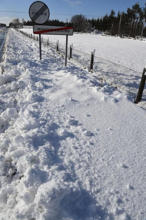 La nieve llega a la montaña de A Coruña