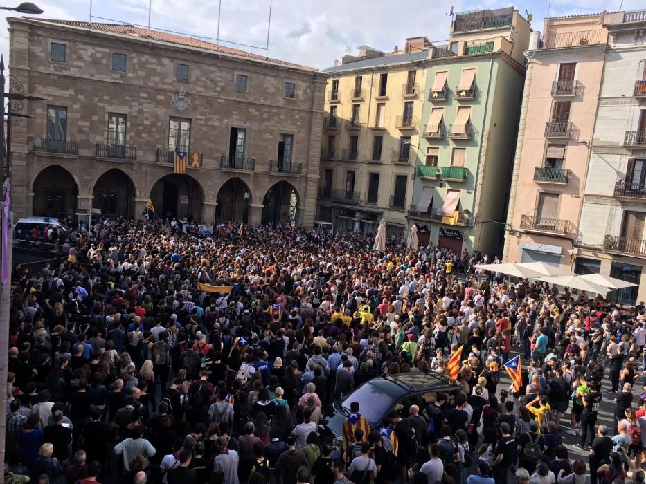 Respostes a la sentència: centenars de persones es manifesten a Manresa contra la sentència