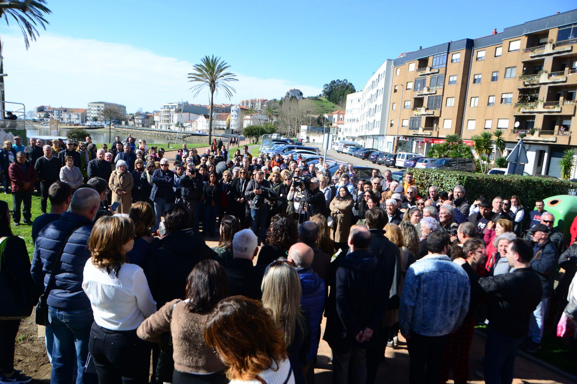 Homenaje a los 21 fallecidos del Villa de Pitanxo en Moaña