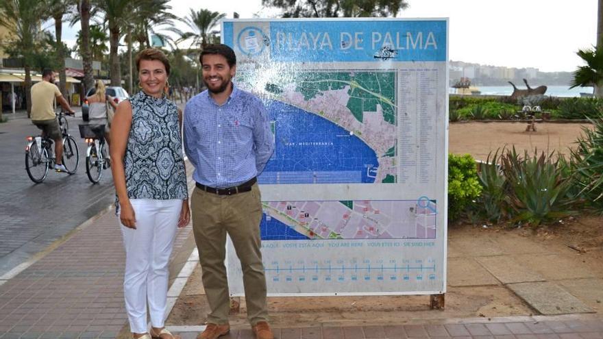 La portavoz del PP, Marga Durán, y el concejal Javier Bonet en el Balneario 5.