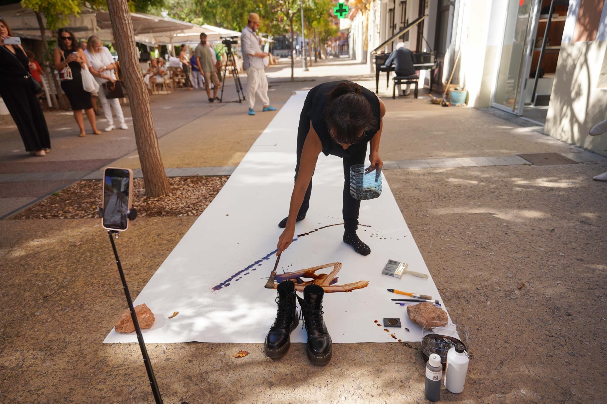 Mural en vivo al son de la música en Ibiza