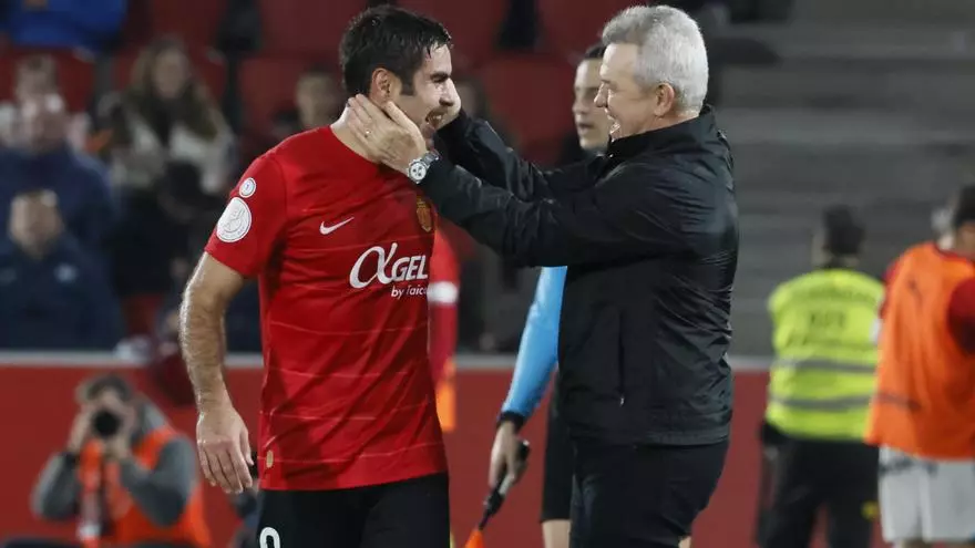 Aguirre siendo Aguirre: "Un whiskito y a dormir, hijo"