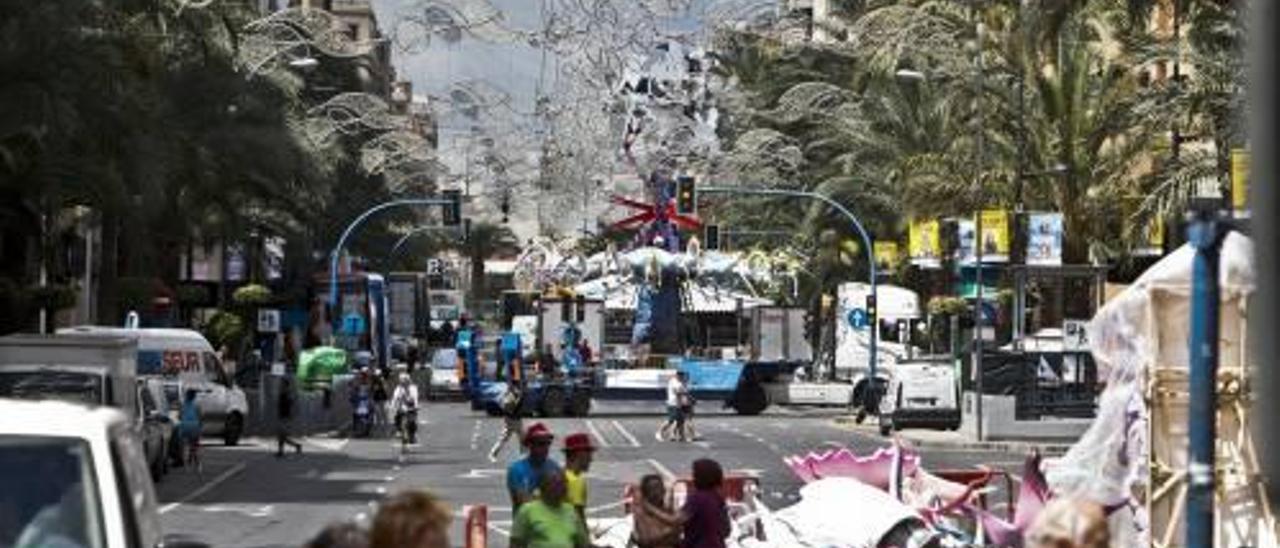 La supresión de los pases de Hogueras para los residentes en el centro no ha caído bien.