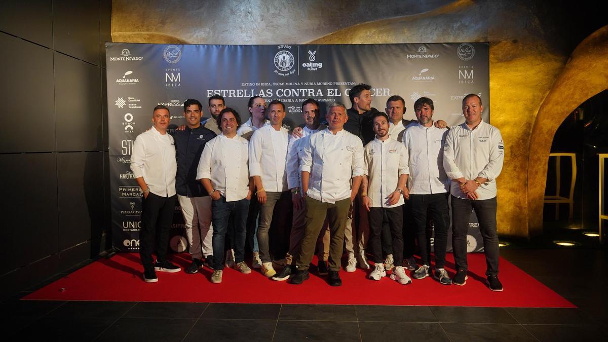 Foto de familia de todos los chefs que han participado en la iniciativa.