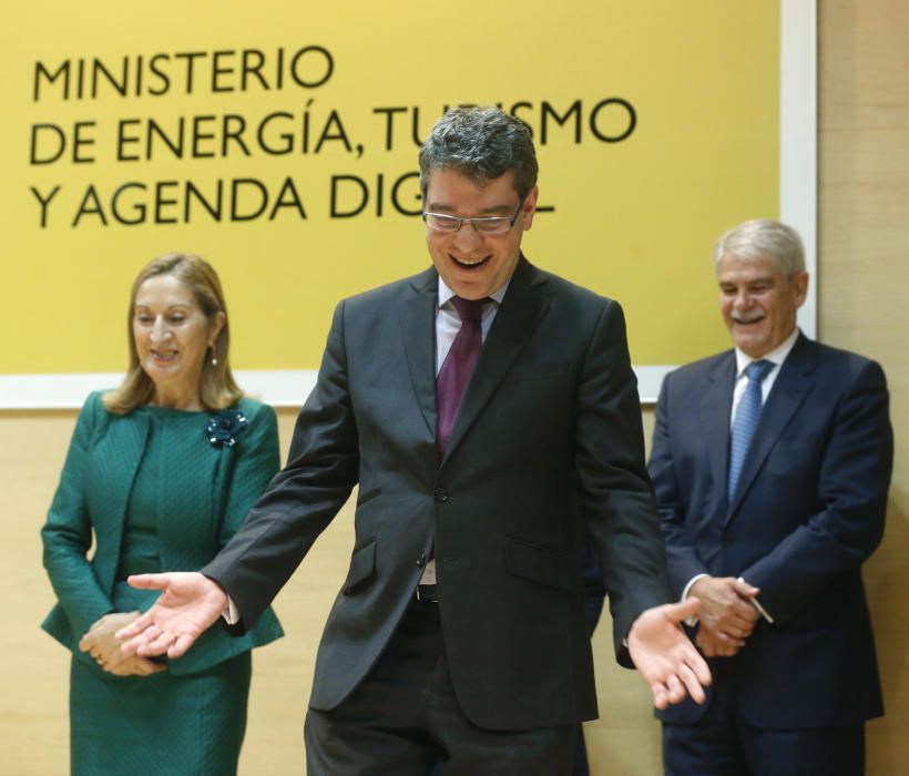 El primer día del nuevo Gobierno, en imágenes