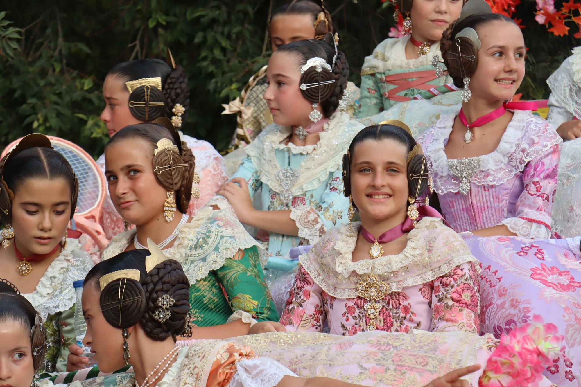 La Batalla de Flores de las candidatas a Falleras Mayores de València
