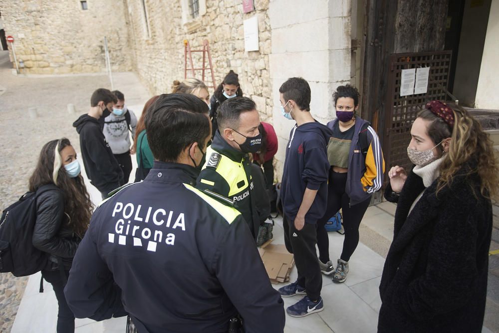 Estudiants de la UdG ocupen el rectorat