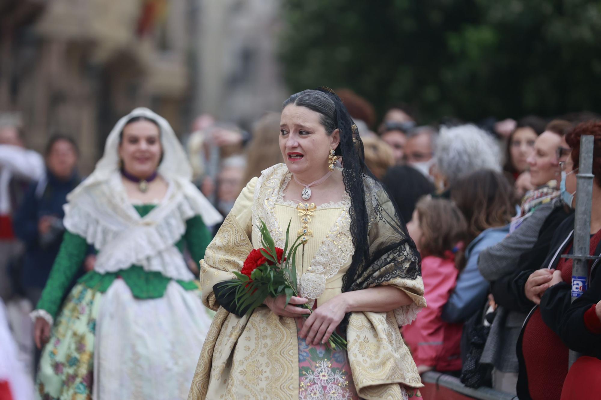 Búscate en el segundo día de ofrenda por la calle Quart (entre las 18:00 a las 19:00 horas)