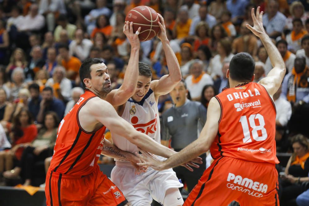 Final de la Liga Endesa, cuarto partido: Valencia - Real Madrid