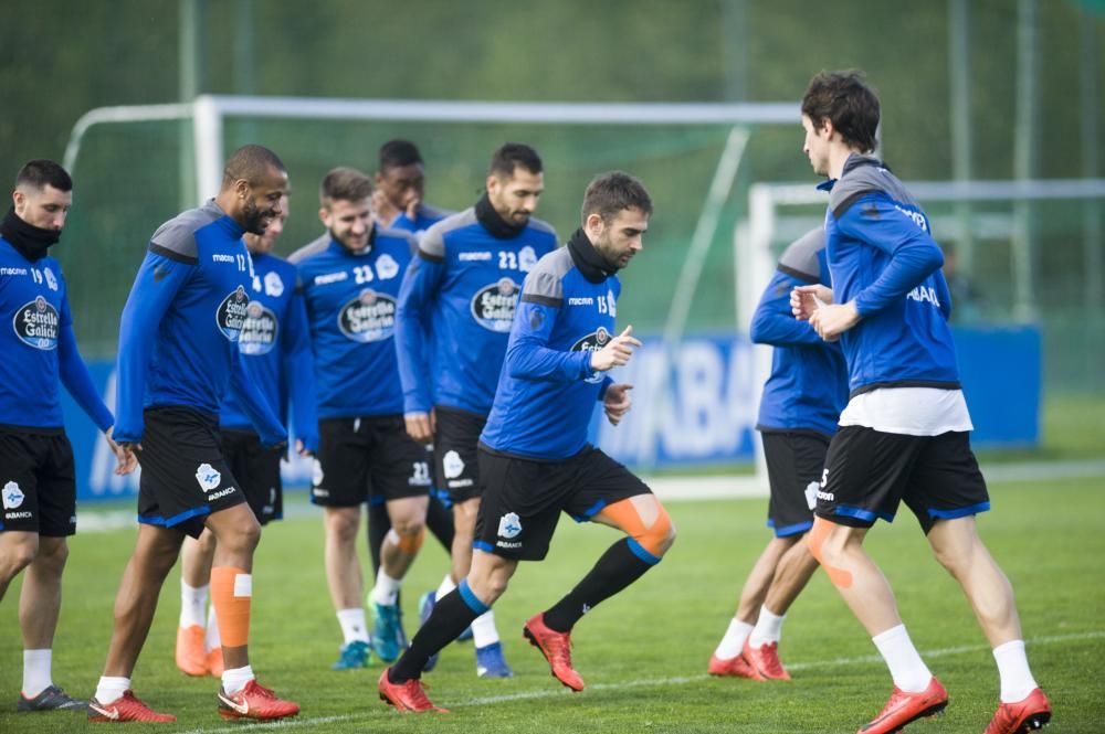 Clarence Seedorf perfila el equipo que podría alinear ante el Athletic