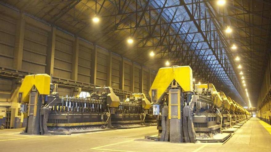 Interior de la fábrica de Alcoa en el polígono de A Grela.