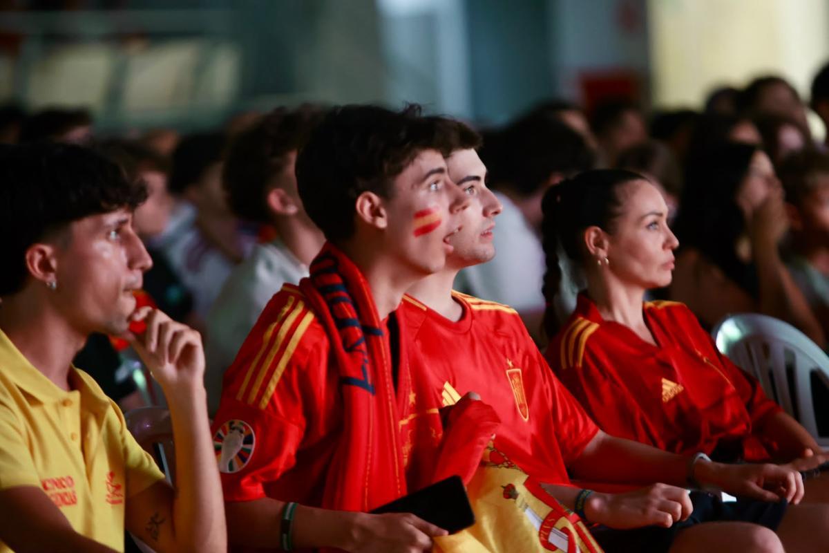 Así se vive el partido de España contra Bélgica en el Centro de Tecnificación de Alicante