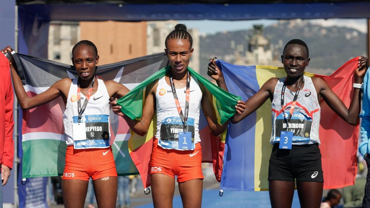 Podio femenino de la Zurich Maratón de Barcelona