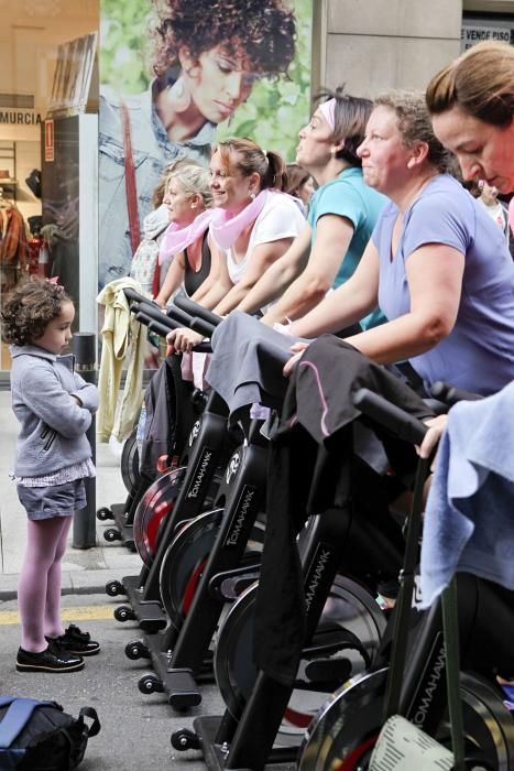 Jornada "De tiendas a mediodía" en Gijón