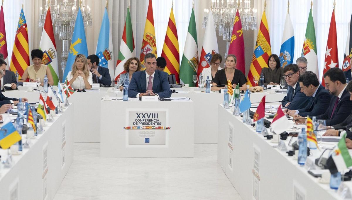 El PP exigeix en bloc eleccions en la conferència del ‘no a tot’ El PP exigeix en bloc eleccions en la conferència del ‘no a tot’