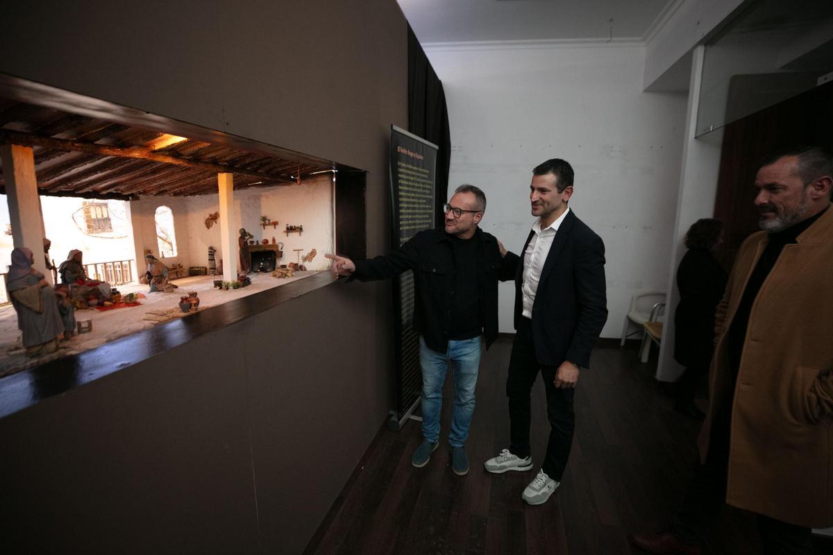 La inauguración del belén de Sant Antoni, en imágenes