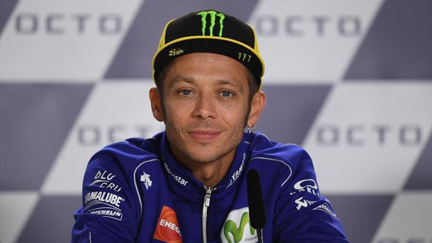 Valentino Rossi se rompe la tibia y el peroné haciendo enduro