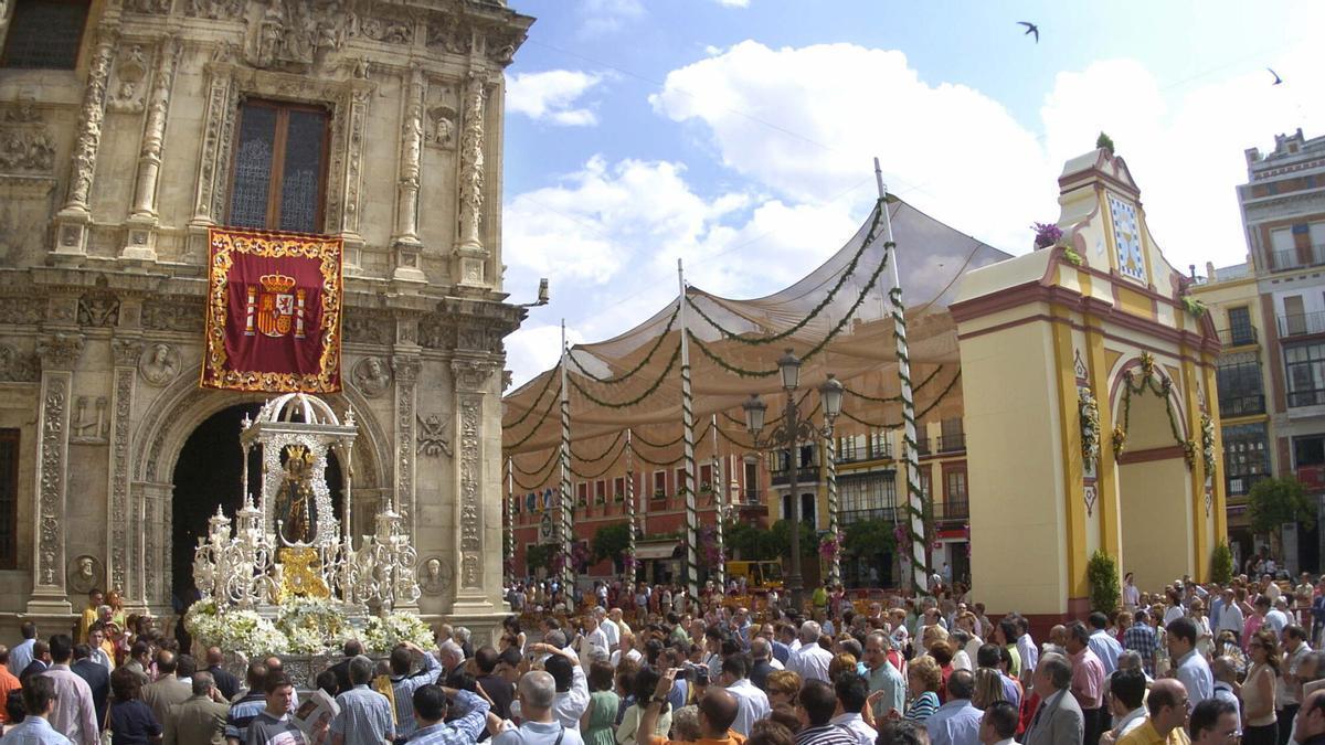 La imagen del la Virgen de la Hiniesta Coronada.