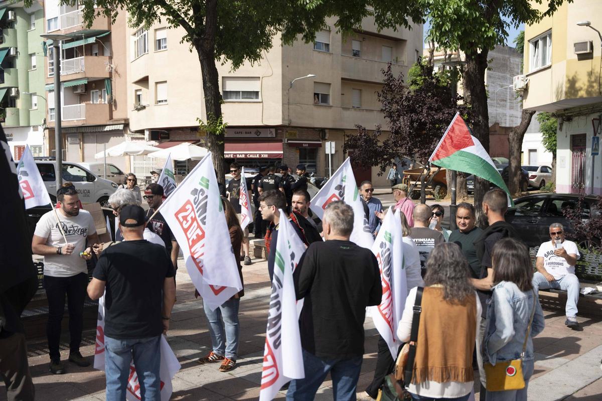 Fotogalería | Así se ha vivido la manifestación por el Día Internacional del Trabajo en Badajoz