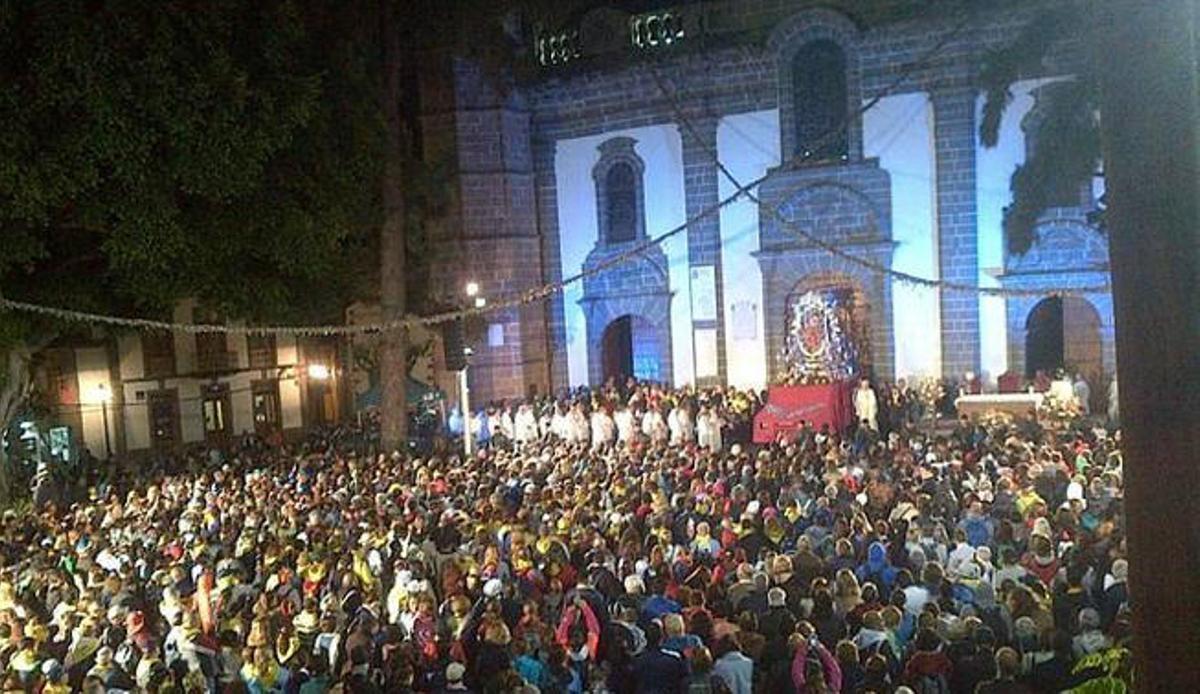 Y la Virgen se puso en camino desde Teror
