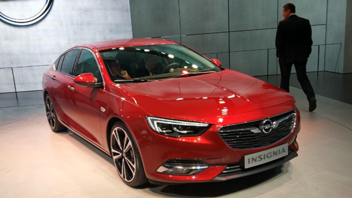 El nuevo Opel Insignia Gran Sport debuta en el Salón de Ginebra.