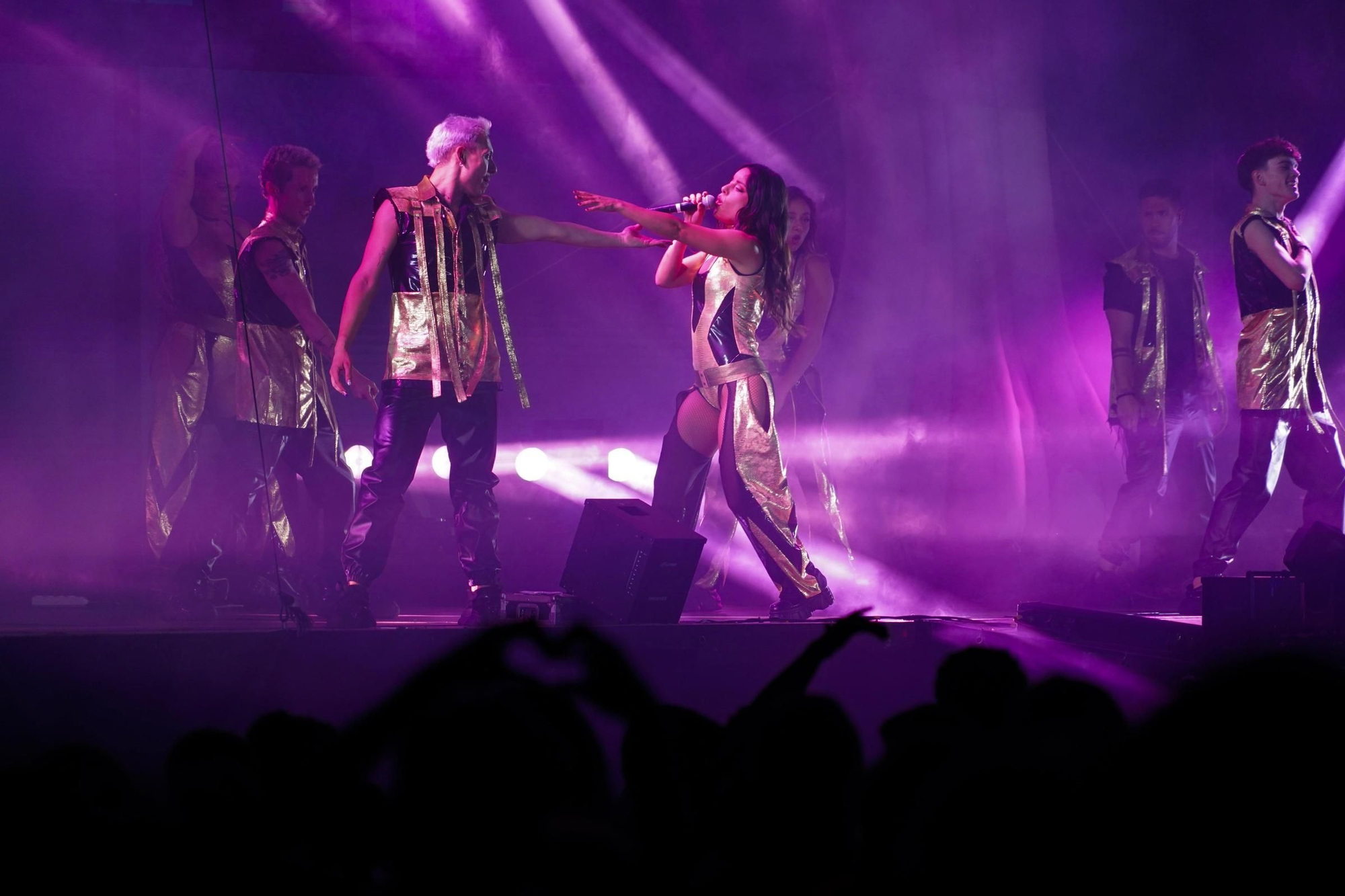 GALERÍA | La orquesta La Misión llena Zamora en las fiestas de San Pedro