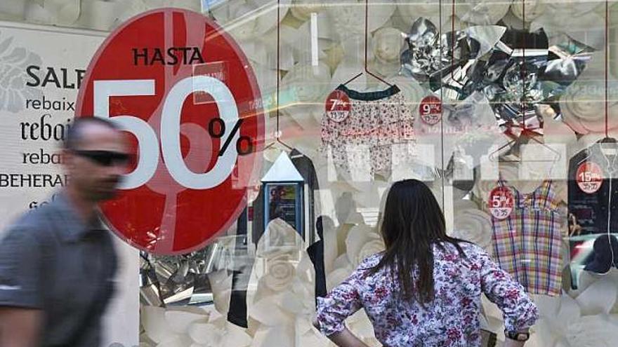 Rebajas también en las grandes superficies