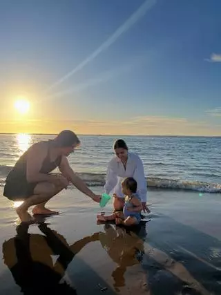 Mónica Meneses, madre lejos de su familia: "Tener un bebé en el extranjero sin familia y amigos es de las cosas más difíciles que he tenido que vivir"