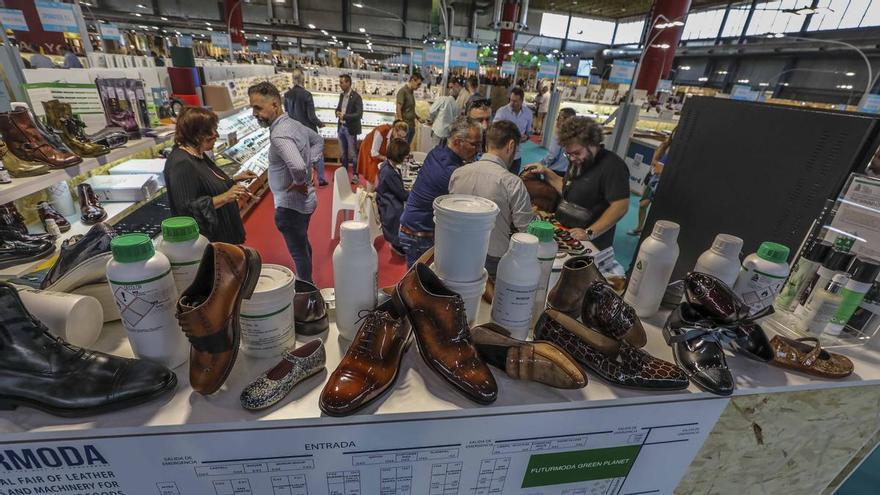 La industria auxiliar del calzado vuela a Lineapelle London para mostrar sus colecciones de otoño invierno 2024-2025