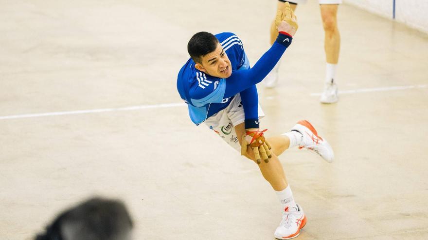 Néstor juga al Trinquet de Bellreguard