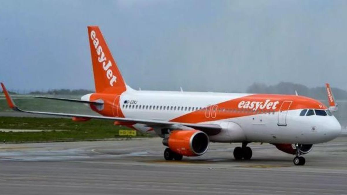 Un avión de EasyJet.
