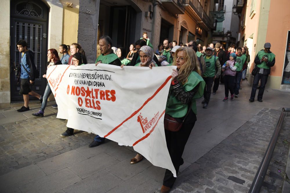 Manifestació contra l''actuació dels Mossos a Manresa